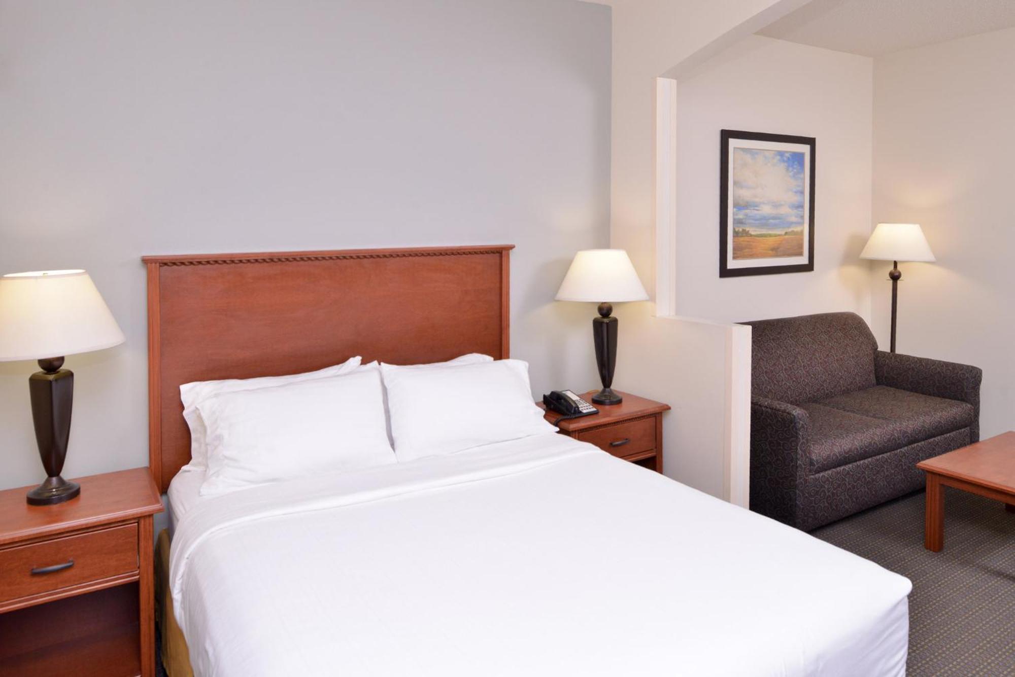 Holiday Inn Express Hotel & Suites Sioux Falls At Empire Mall By Ihg Exterior foto
