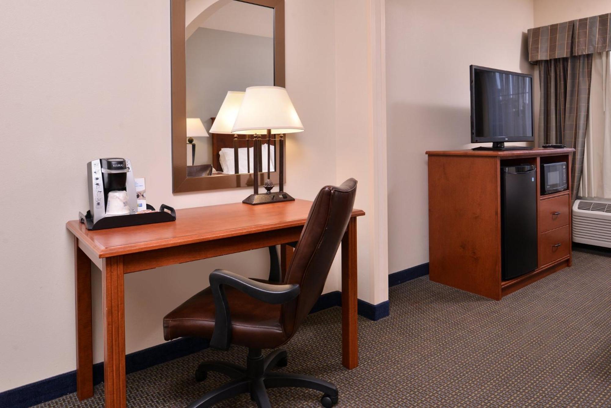 Holiday Inn Express Hotel & Suites Sioux Falls At Empire Mall By Ihg Exterior foto