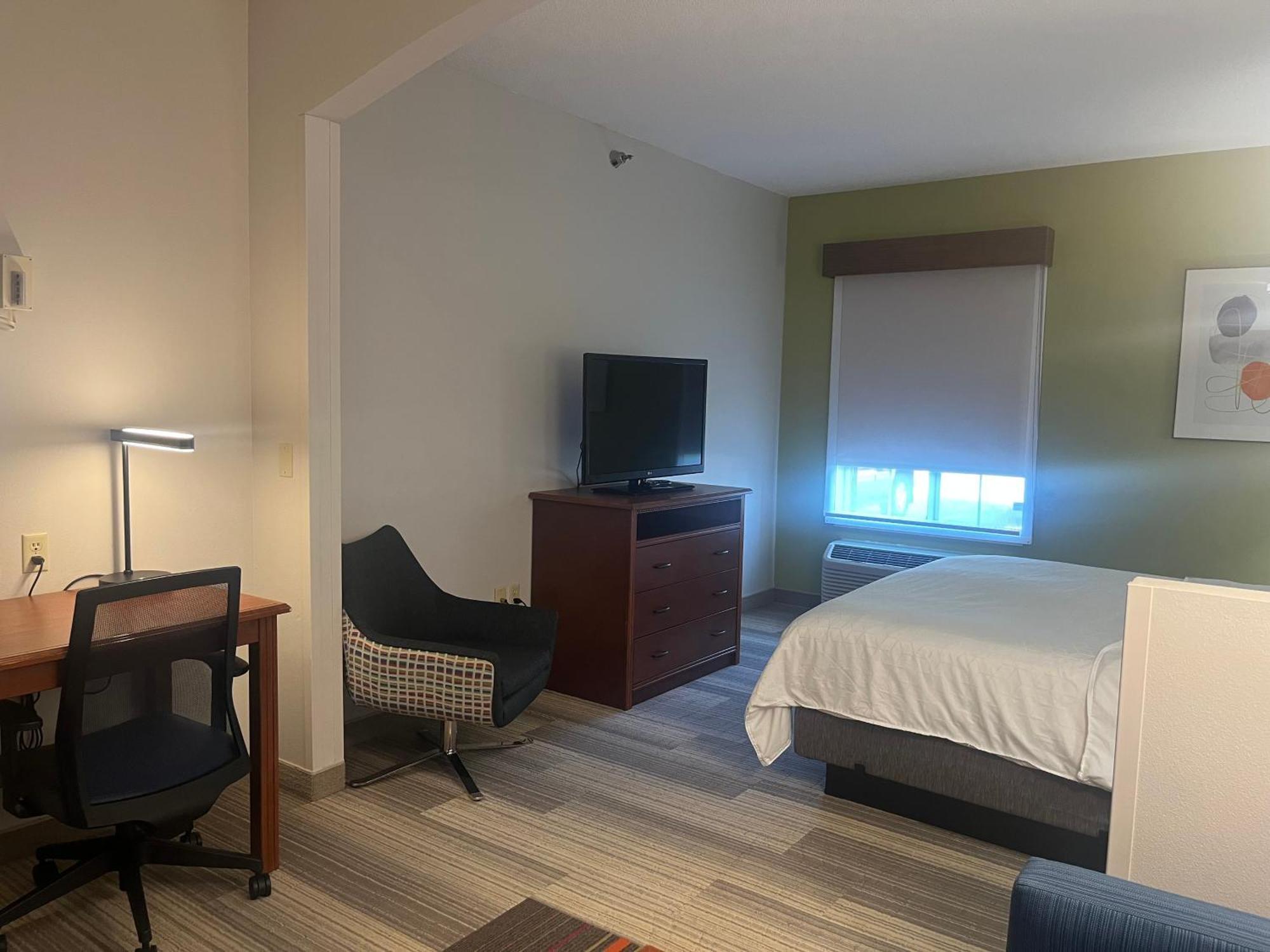 Holiday Inn Express Hotel & Suites Sioux Falls At Empire Mall By Ihg Exterior foto