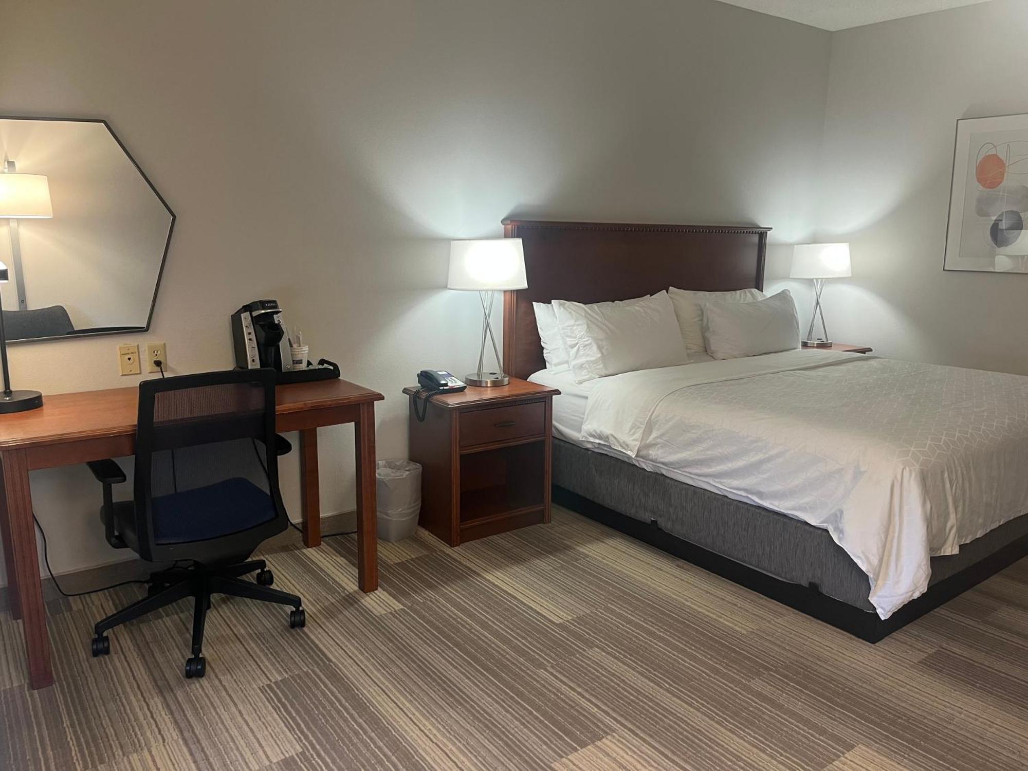 Holiday Inn Express Hotel & Suites Sioux Falls At Empire Mall By Ihg Exterior foto