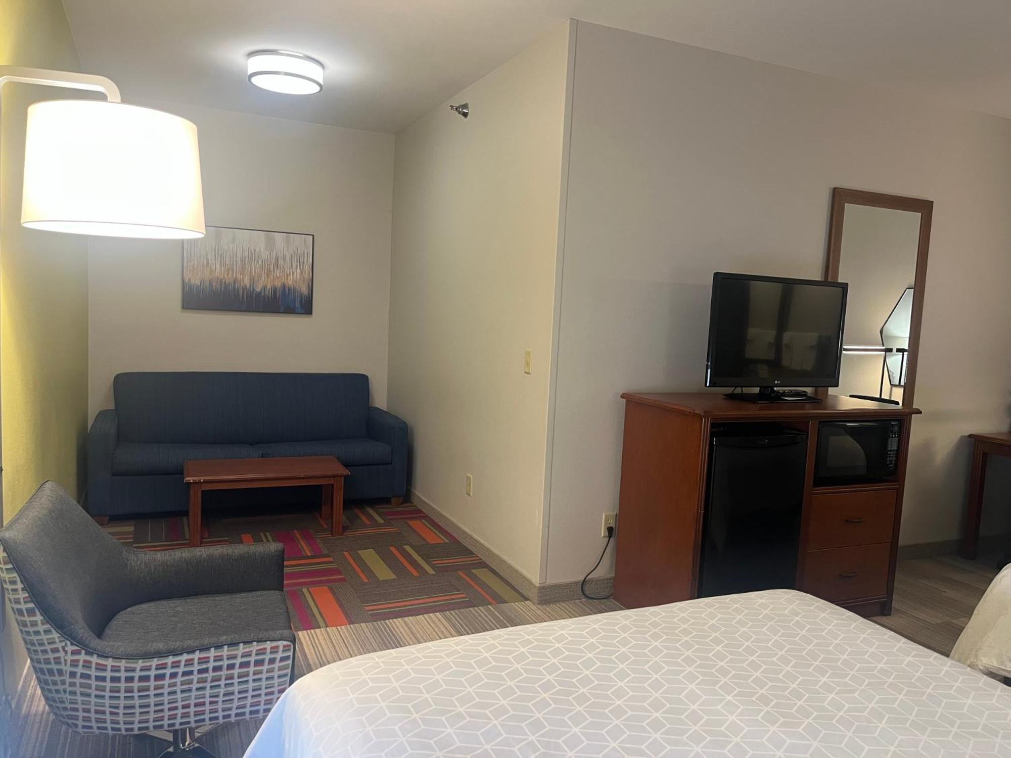 Holiday Inn Express Hotel & Suites Sioux Falls At Empire Mall By Ihg Exterior foto