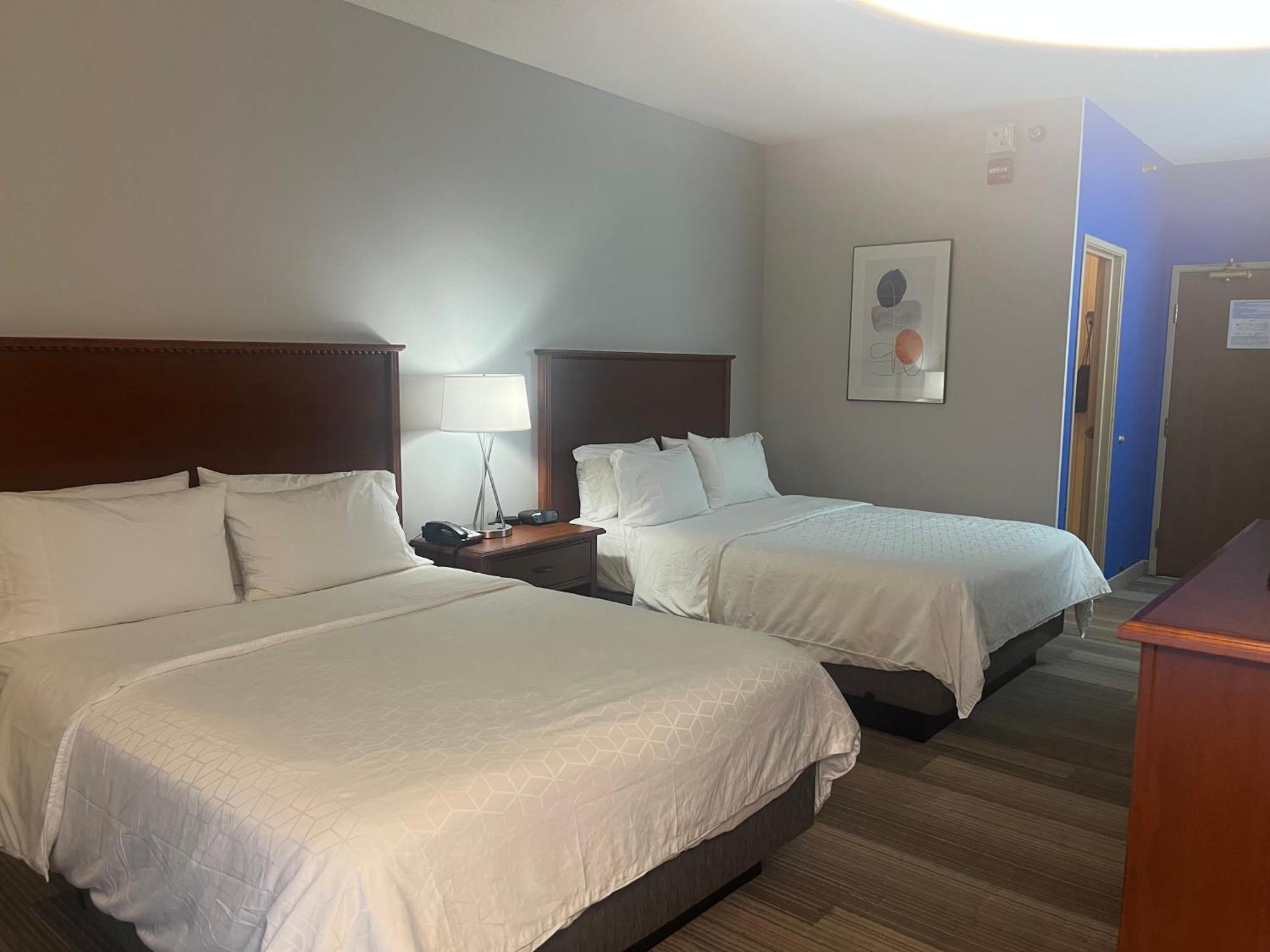 Holiday Inn Express Hotel & Suites Sioux Falls At Empire Mall By Ihg Exterior foto