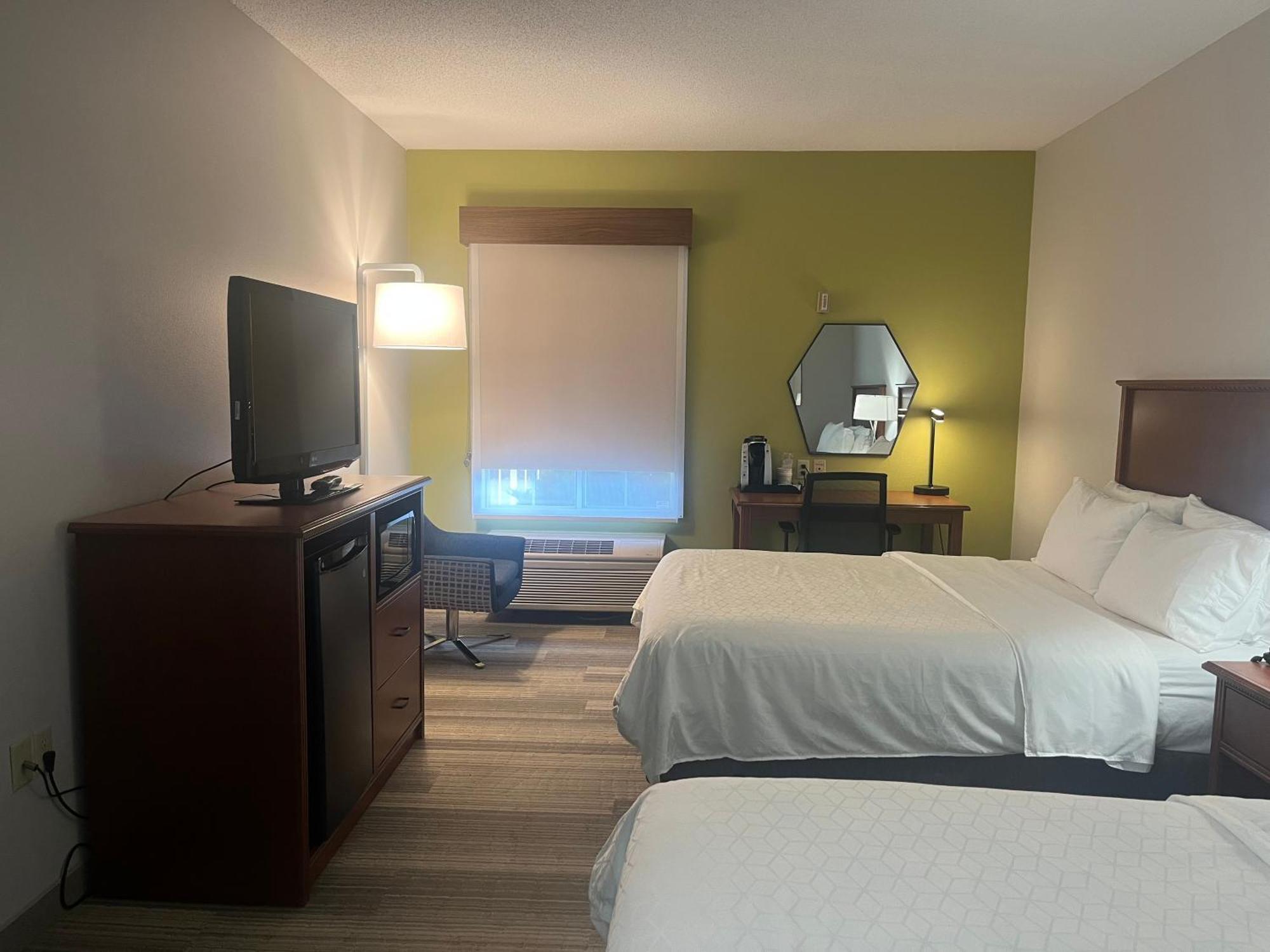 Holiday Inn Express Hotel & Suites Sioux Falls At Empire Mall By Ihg Exterior foto